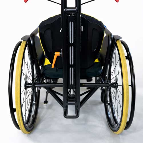 足が床につきやすい低床設計